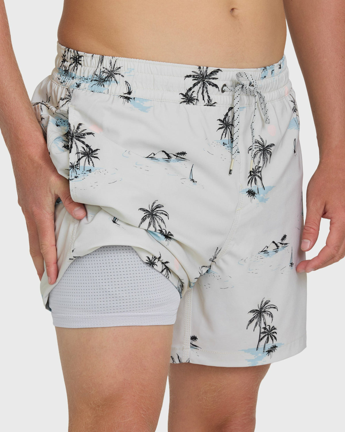 Billabong Men's Lineup Laybacks 16\" Trunks - Fog Gray