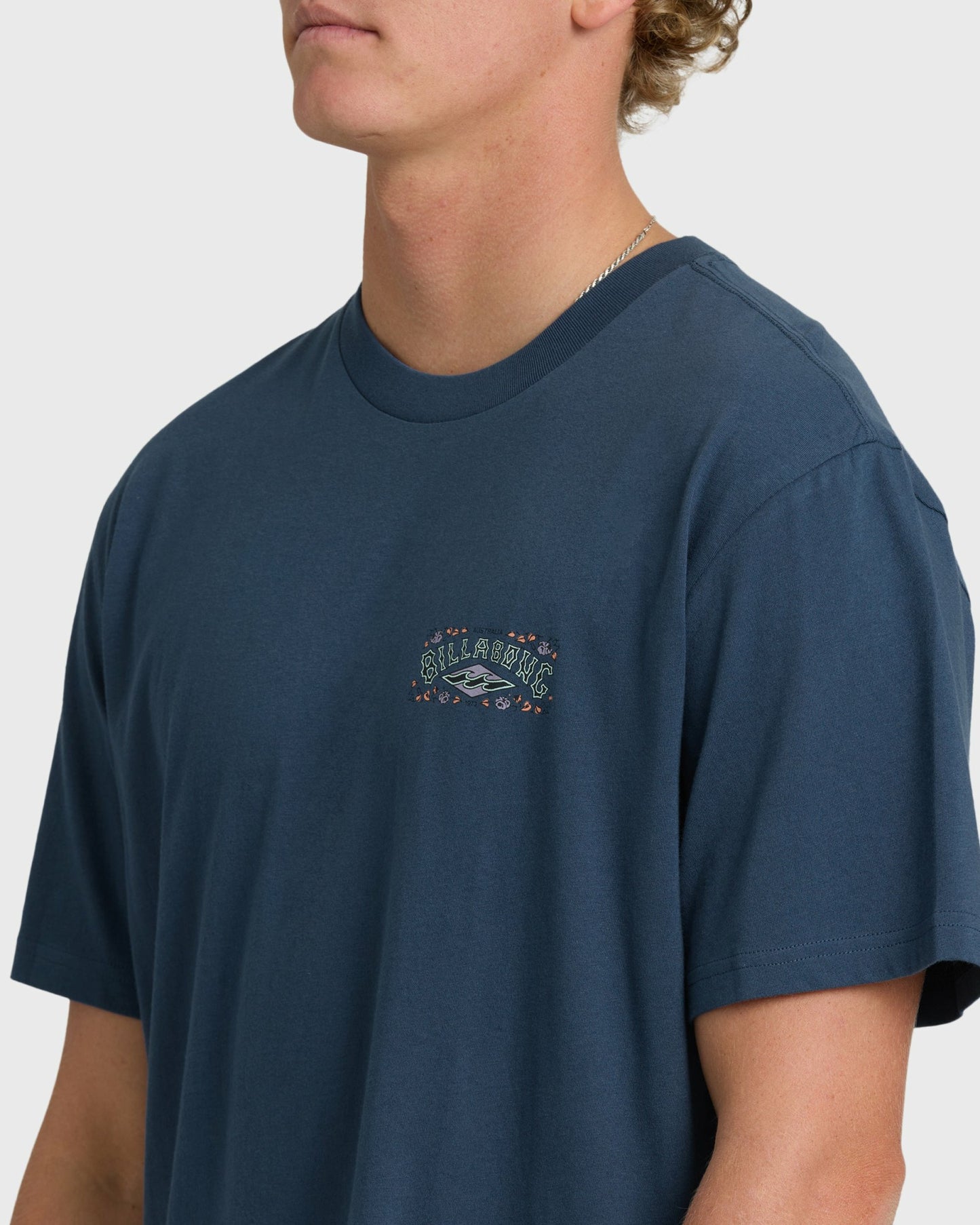 Billabong Men's Heritage Arch Premium Short Sleeve T-Shirt - Dark Denim