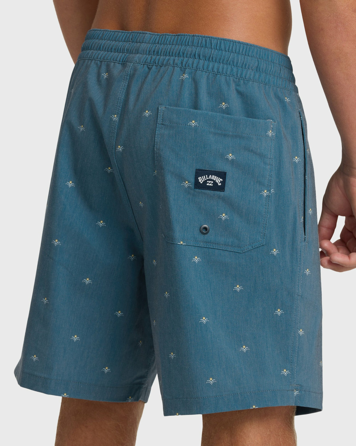 Billabong Men's Good Times Layback 16\" Trunks - Real Teal