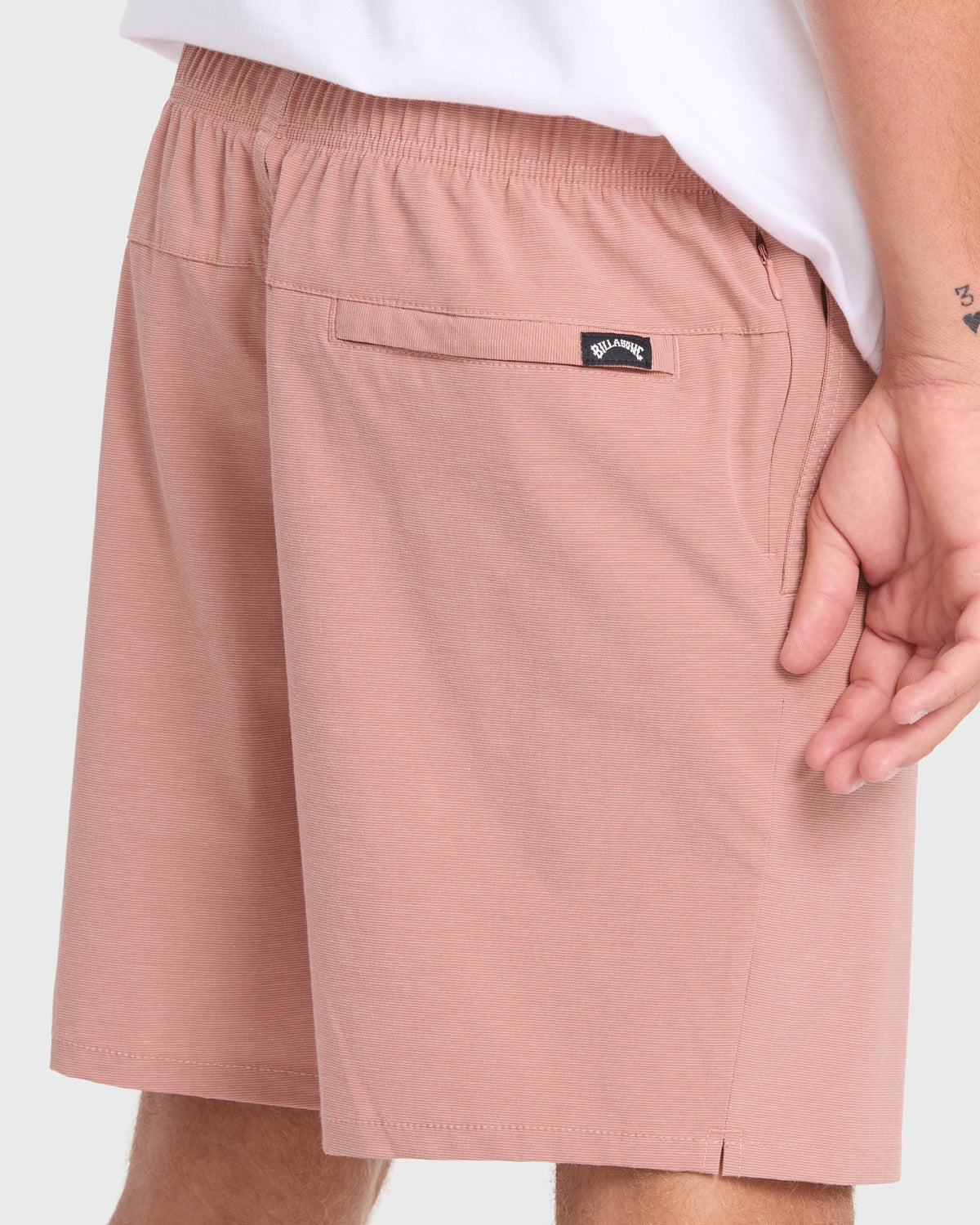 Billabong Men's Crossfire Elastic Wave Washed 18\" Amphibian Hybrid Shorts - Ash Rose
