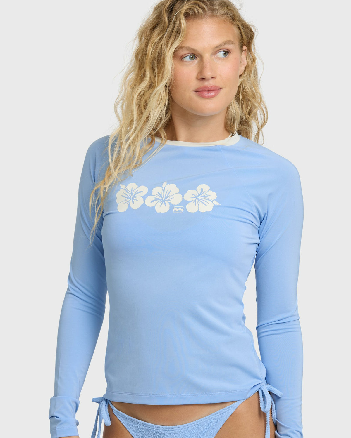 Billabong Women's Simply 50 UPF Long Sleeve Crop Rashguard - Blue Bell