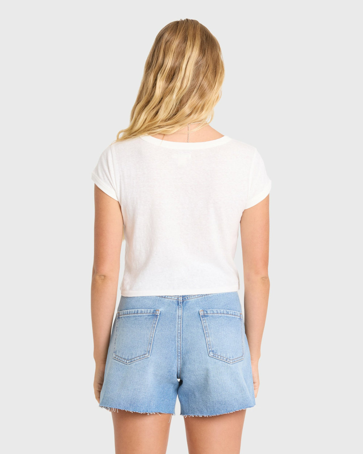 Billabong Women's Daily Tee Solid Short Sleeve Knit T-Shirt - Salt Crystal