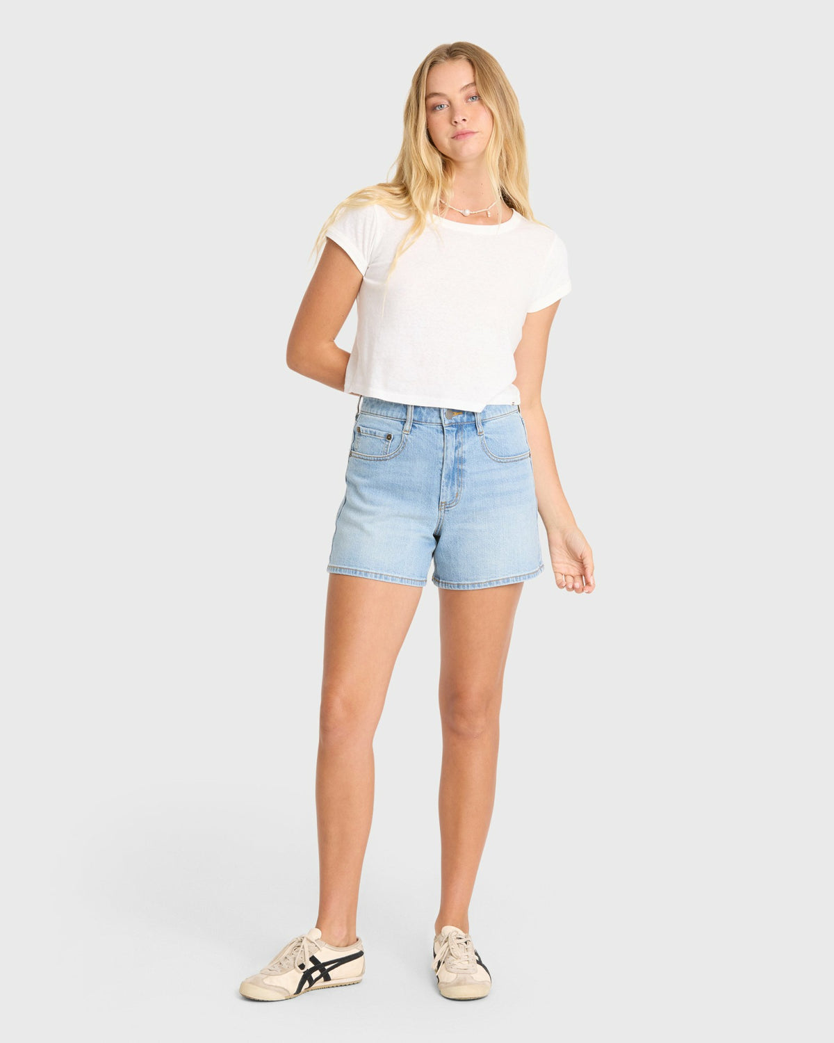 Billabong Women's Daily Tee Solid Short Sleeve Knit T-Shirt - Salt Crystal