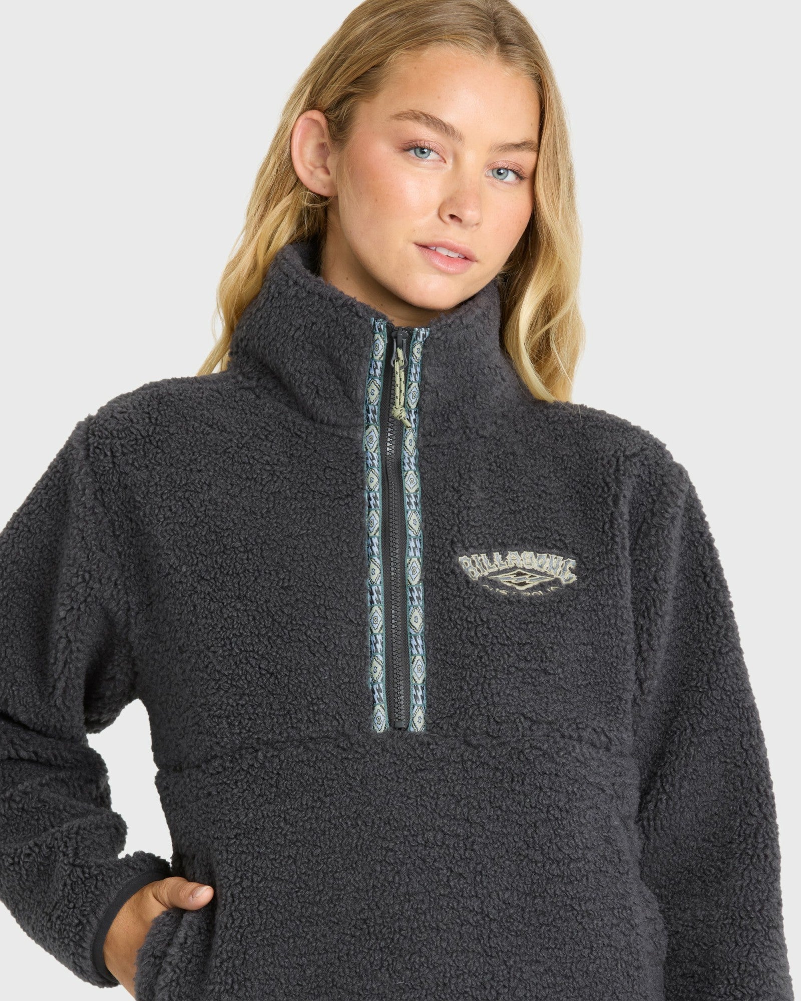 Billabong Women's Horizon Sherpa Mock Neck Half Zip Sweatshirt - Black Sands