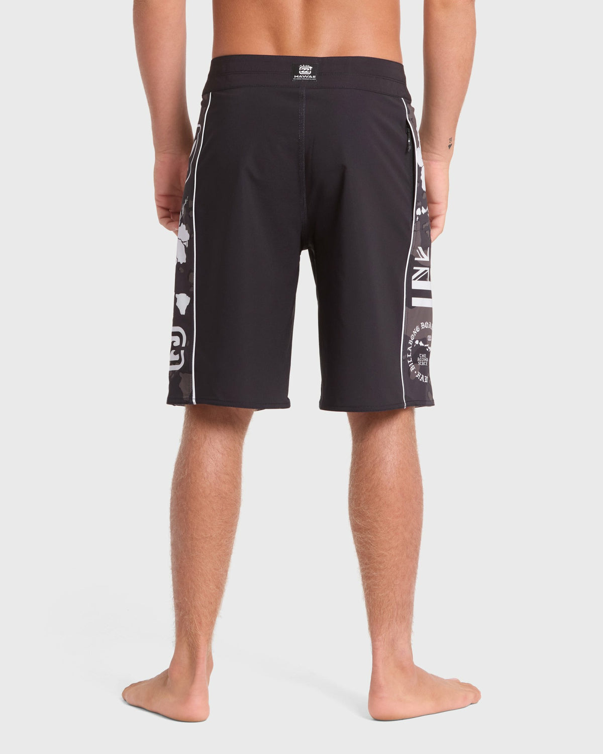 Billabong Men's New Wave 2.0 Hawaii Pro 19\" Boardshorts - Black
