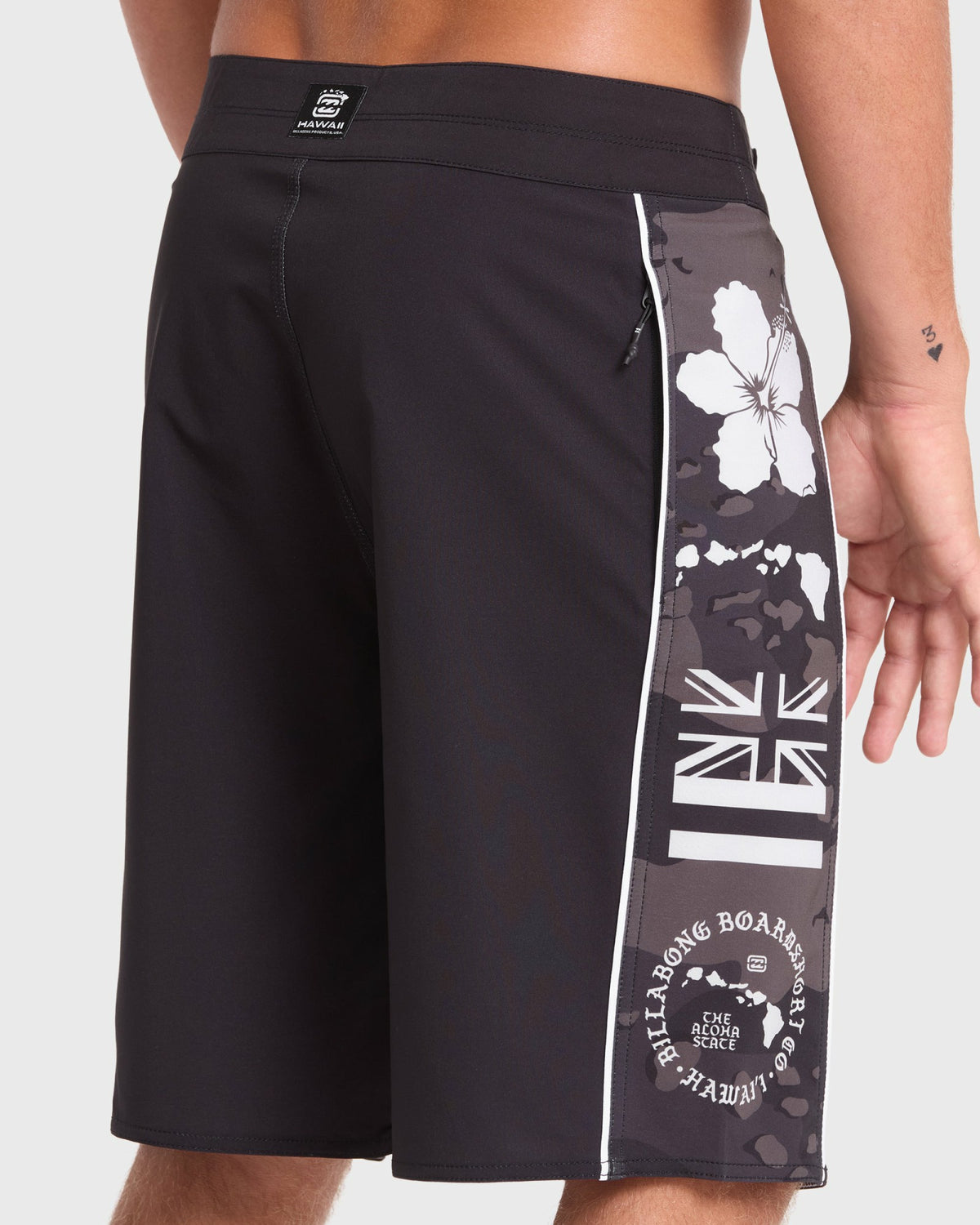 Billabong Men's New Wave 2.0 Hawaii Pro 19\" Boardshorts - Black