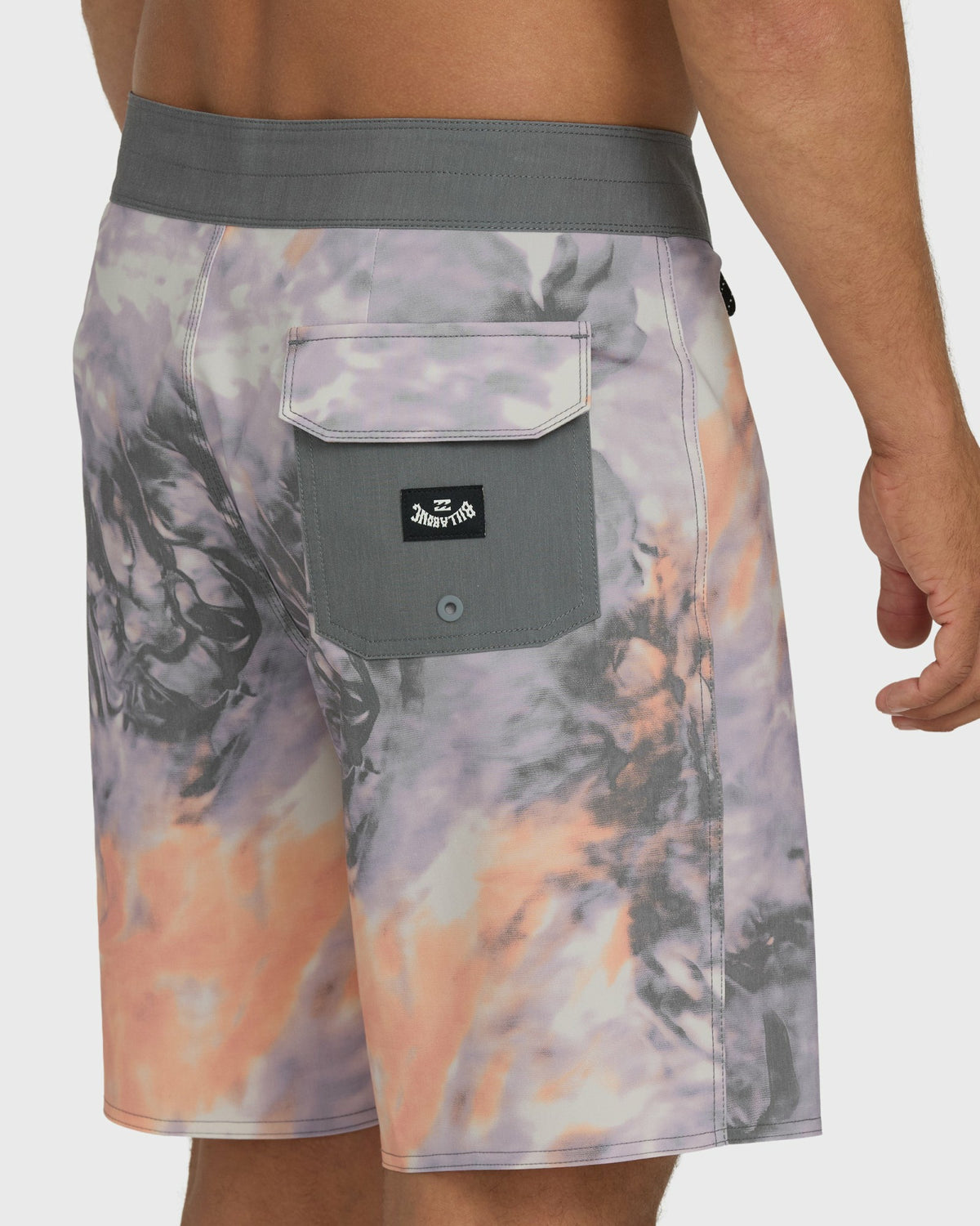 Billabong Men's Sundays Pro 19\" Boardshorts - Stone