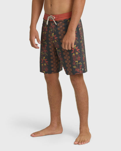 Billabong Men's Sundays Lo Tide 18\" Boardshorts - Black Multi - Black