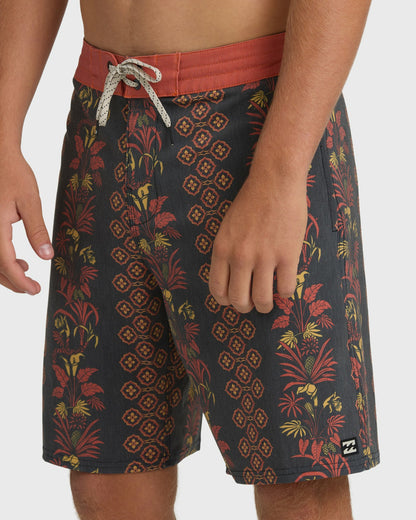 Billabong Men's Sundays Lo Tide 18\" Boardshorts - Black Multi - Black