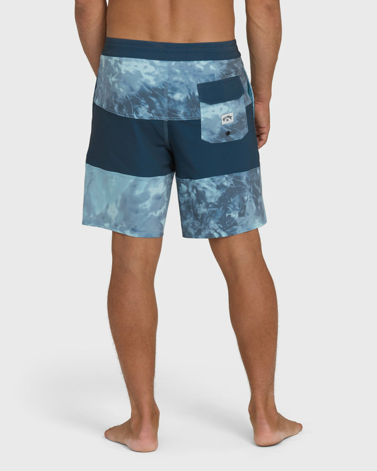 Billabong Men's Tribong Lo Tide 18\" Boardshorts - Dark Denim
