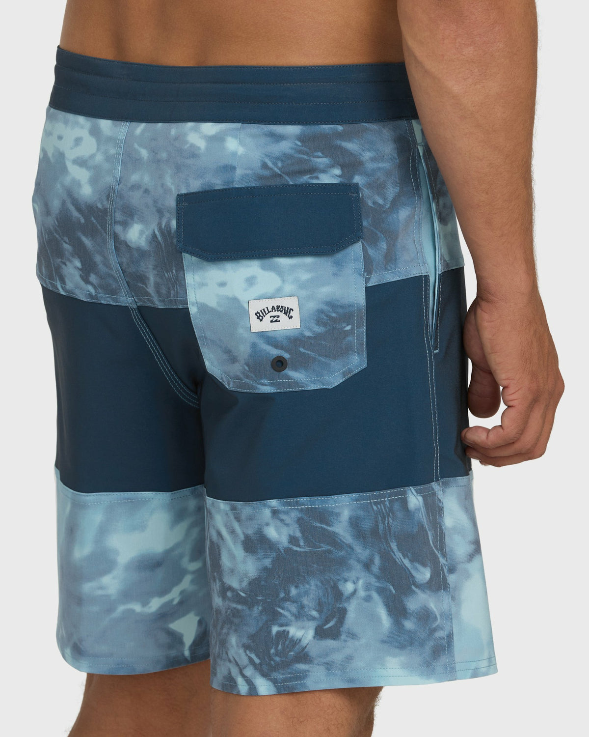 Billabong Men's Tribong Lo Tide 18\" Boardshorts - Dark Denim