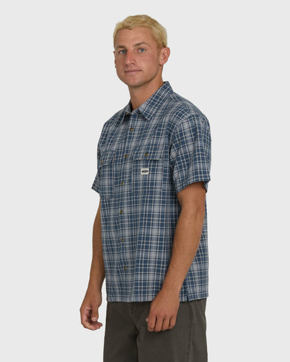 Billabong Men's Bad Dog Short Sleeve Woven Shirt - Dark Denim