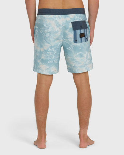 Billabong Men's True North Garage Lo Tide 18\" Boardshorts - Blue Fog