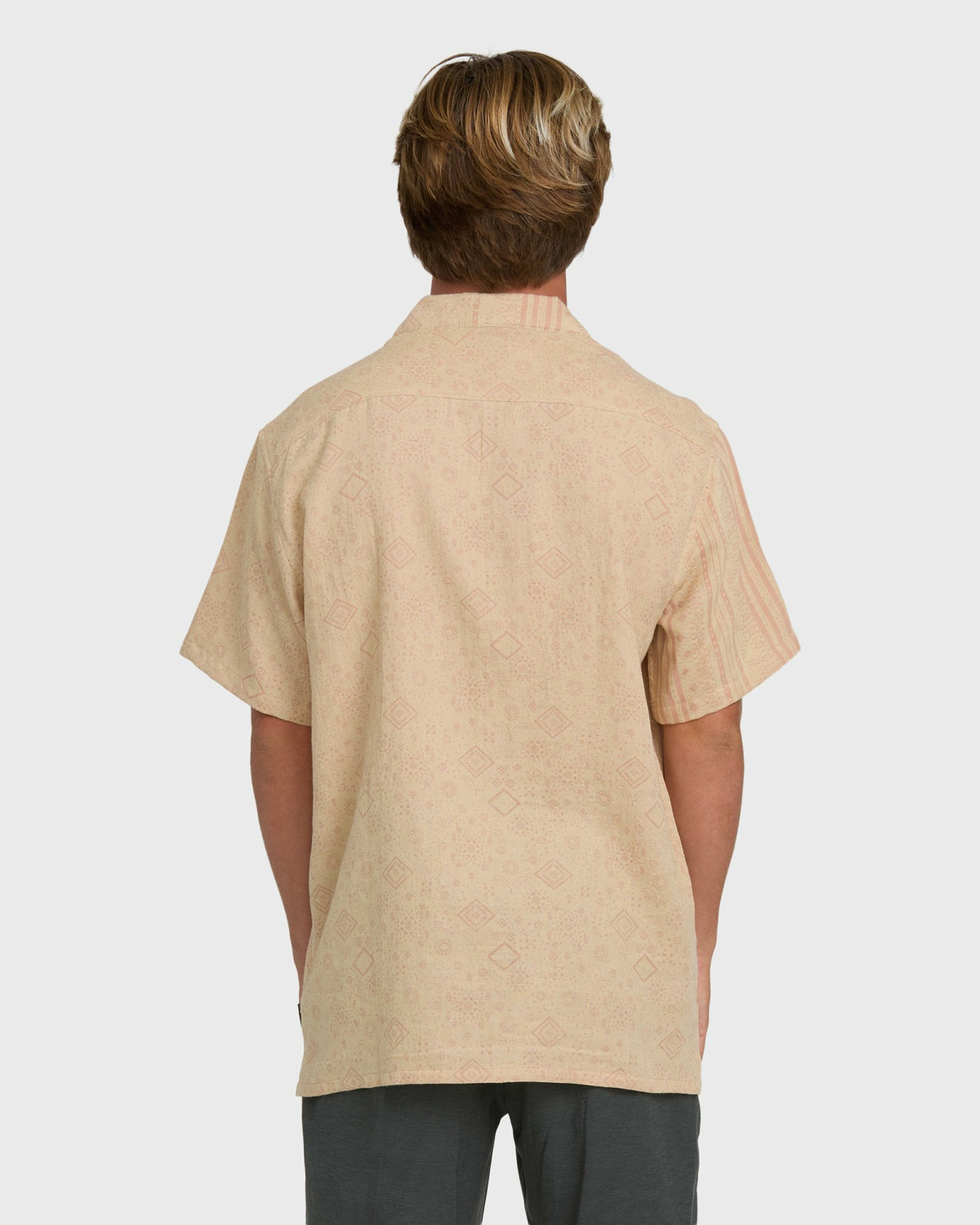 Billabong Men's Garage Nashua Jacquard Short Sleeve Woven Shirt - Oatmeal