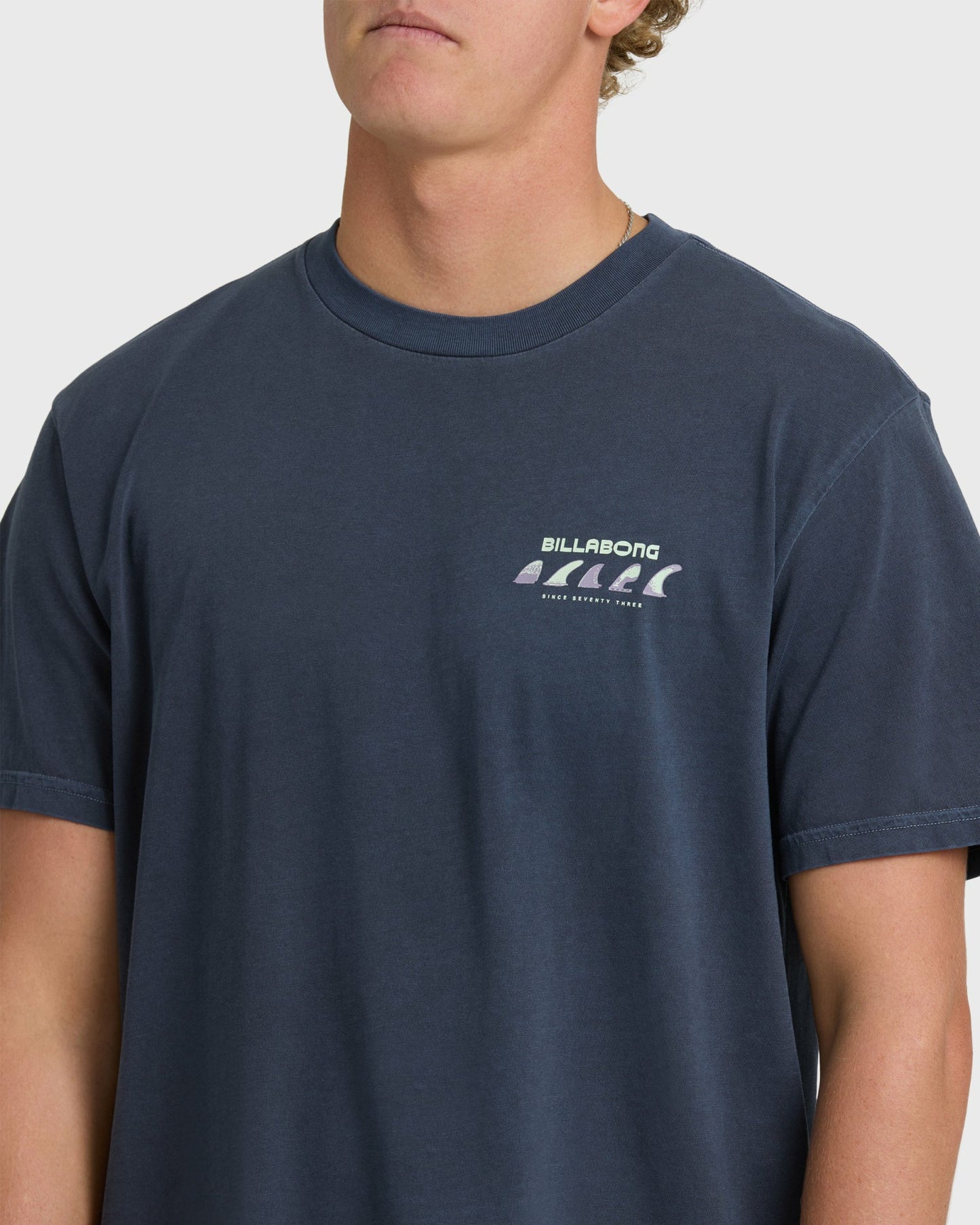 Billabong Men's Choices Wave Washed Premium Short Sleeve T-Shirt - Graystone