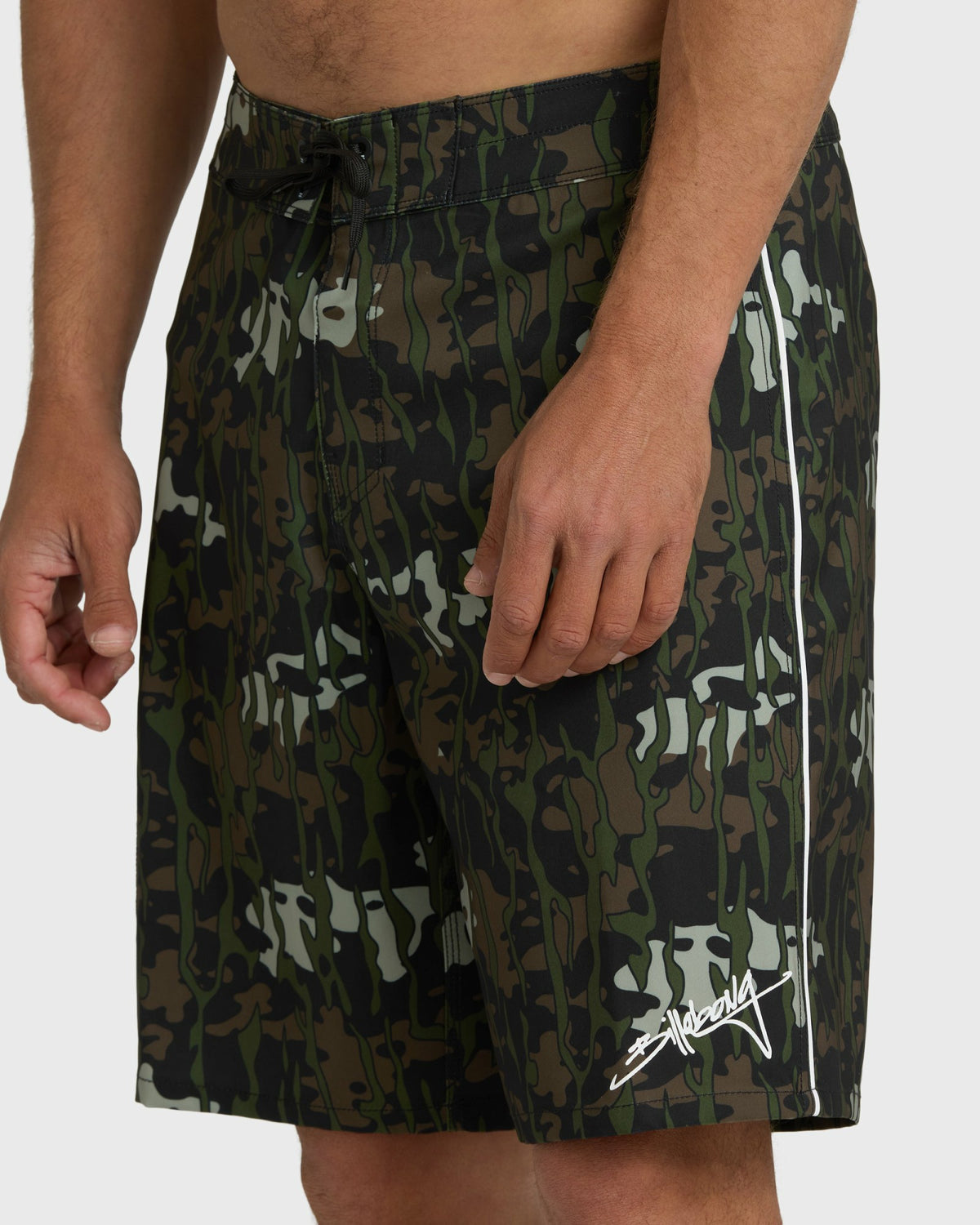 Billabong Men's Piped Pro 19\" Boardshorts - Camo - Camo