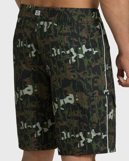 Billabong Men's Piped Pro 19\" Boardshorts - Camo - Camo