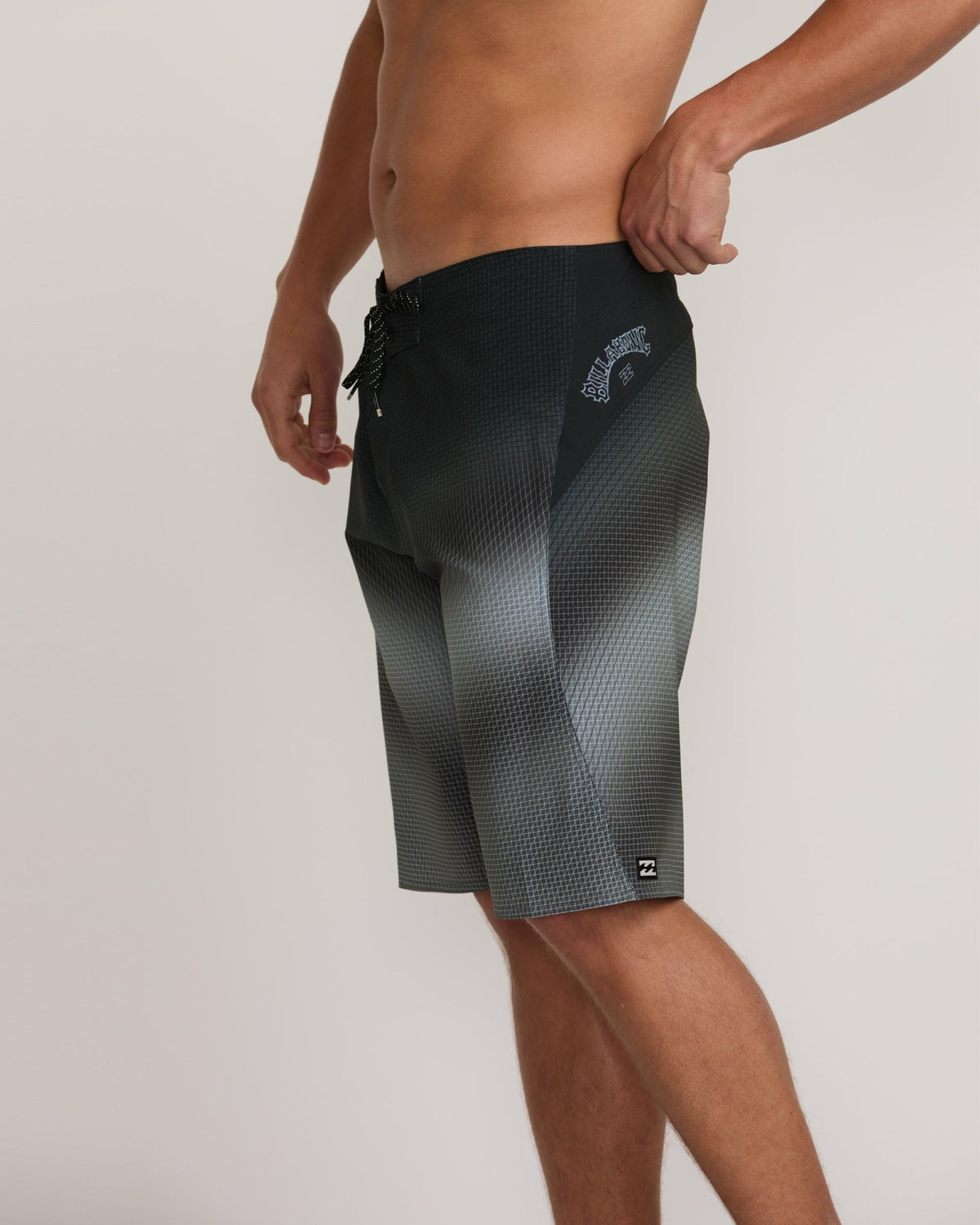 Billabong Men's Fluid Pro Performance 21\" Boardshorts - Black