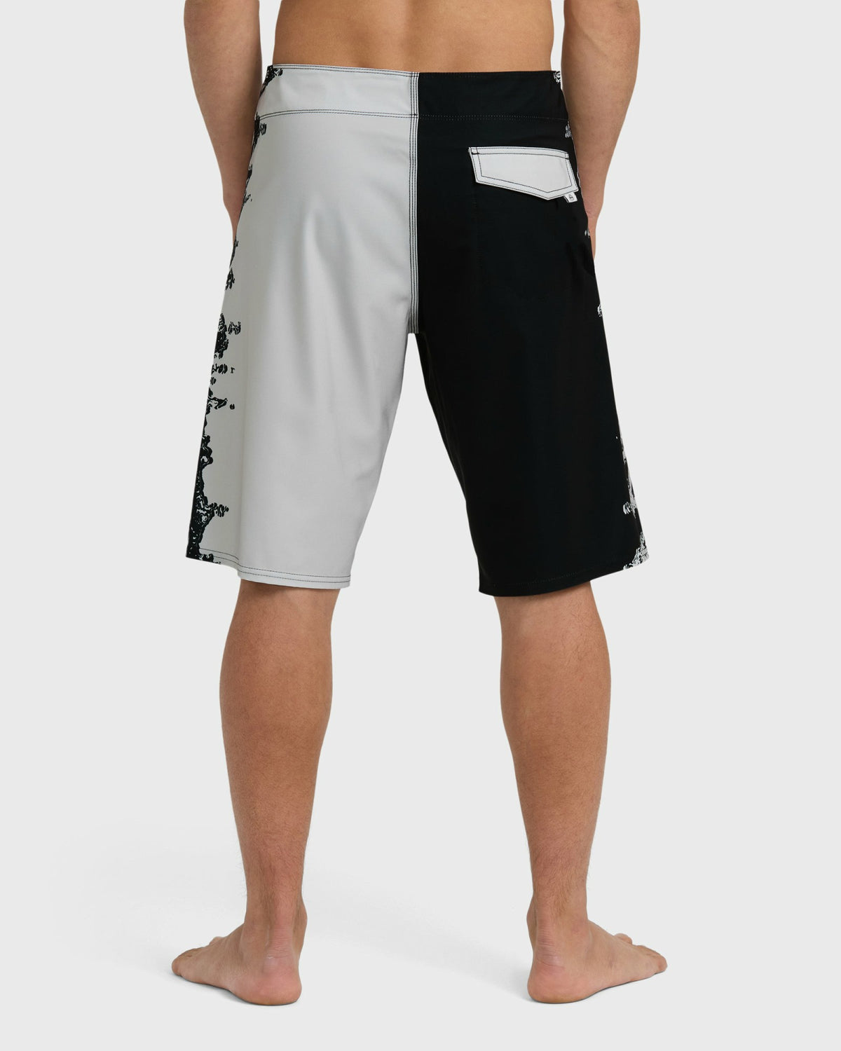 Billabong Men's Inverted Pro 22\" Boardshorts - Black\/White