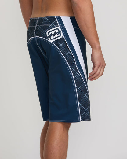 Billabong Men's Fluid 2K Pro Performance 21\" Boardshorts - Midnight