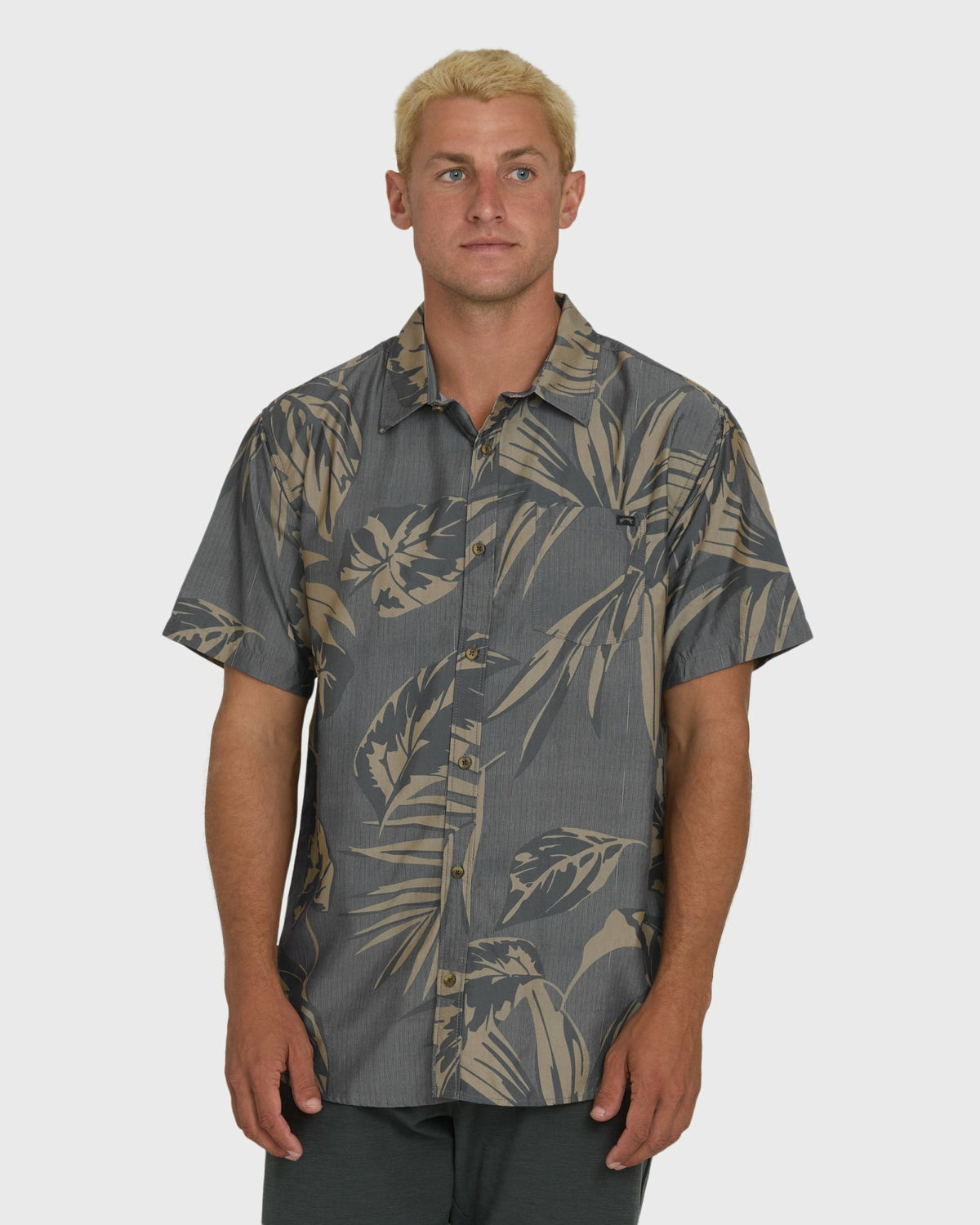 Billabong Men's Sundays Lounge Short Sleeve Woven Shirt - Black