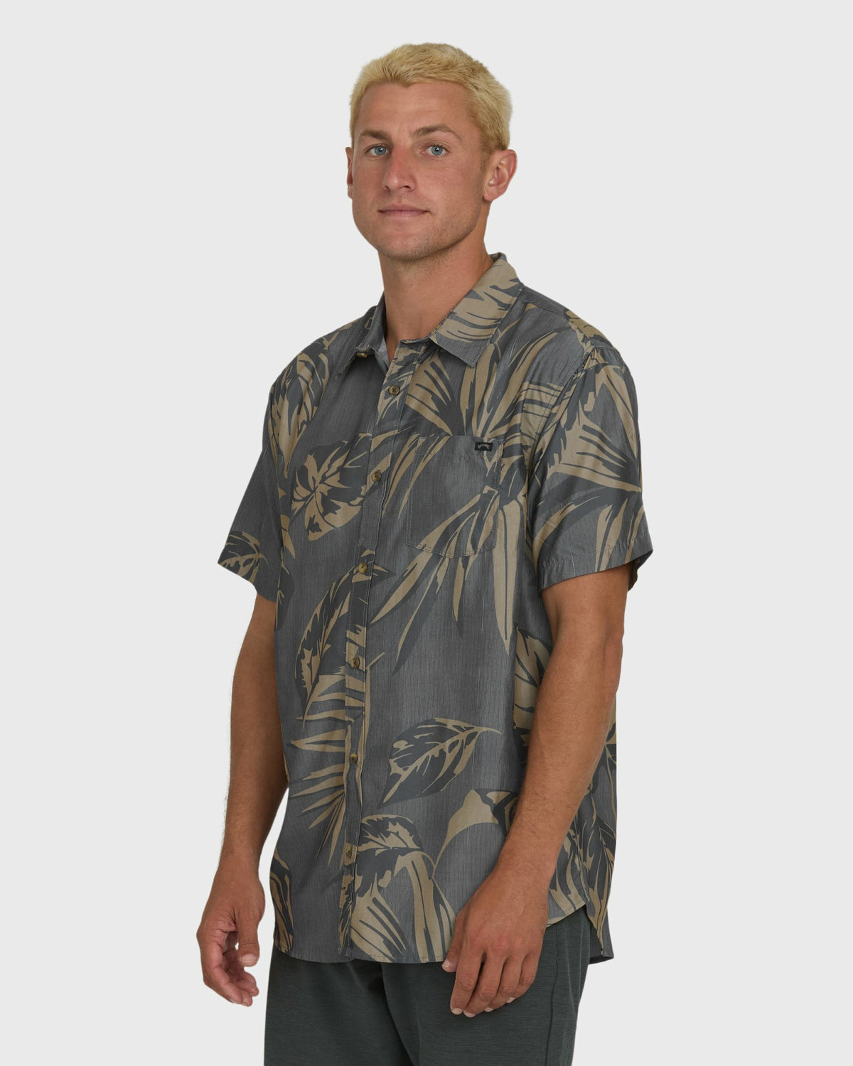 Billabong Men's Sundays Lounge Short Sleeve Woven Shirt - Black
