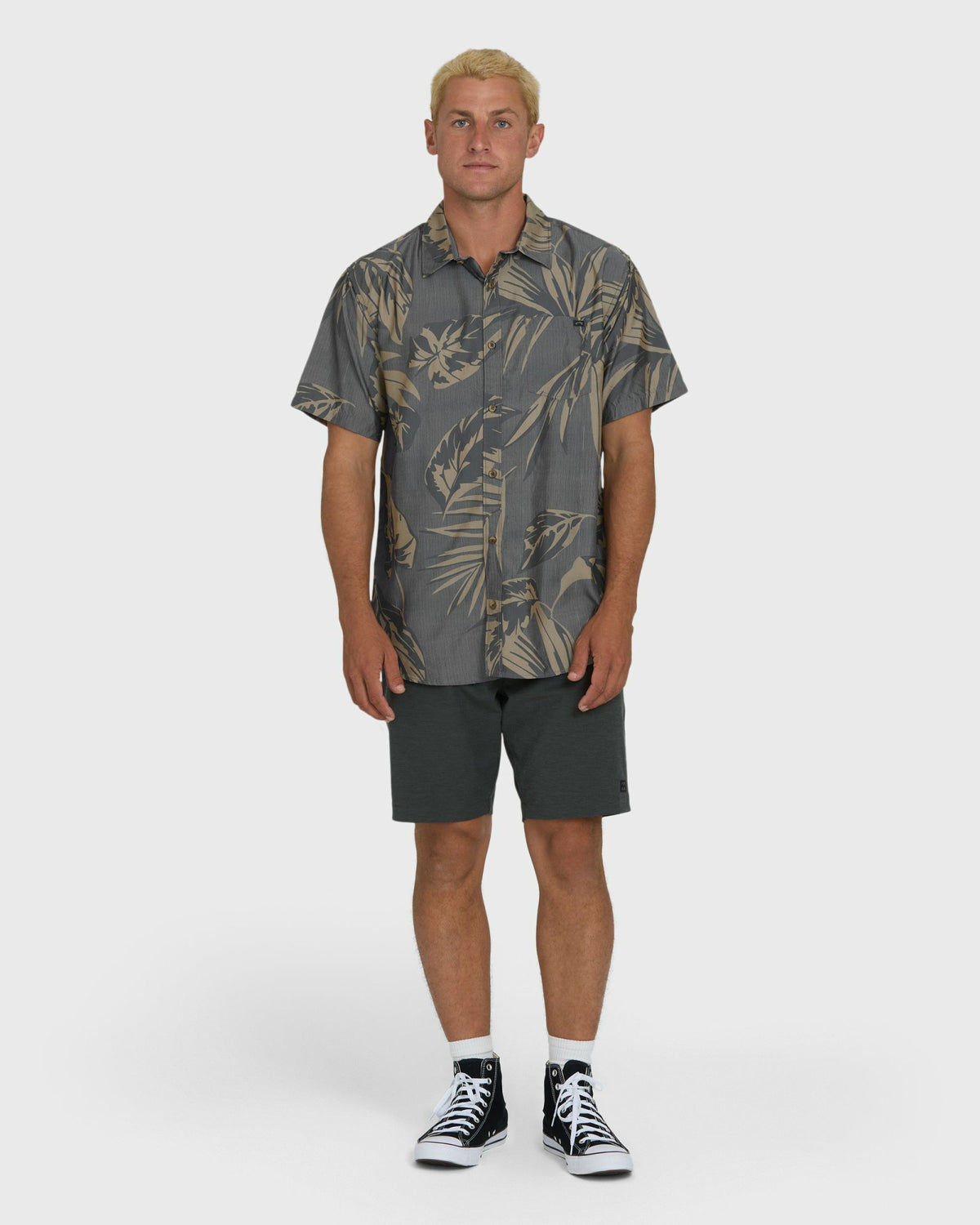 Billabong Men's Sundays Lounge Short Sleeve Woven Shirt - Black