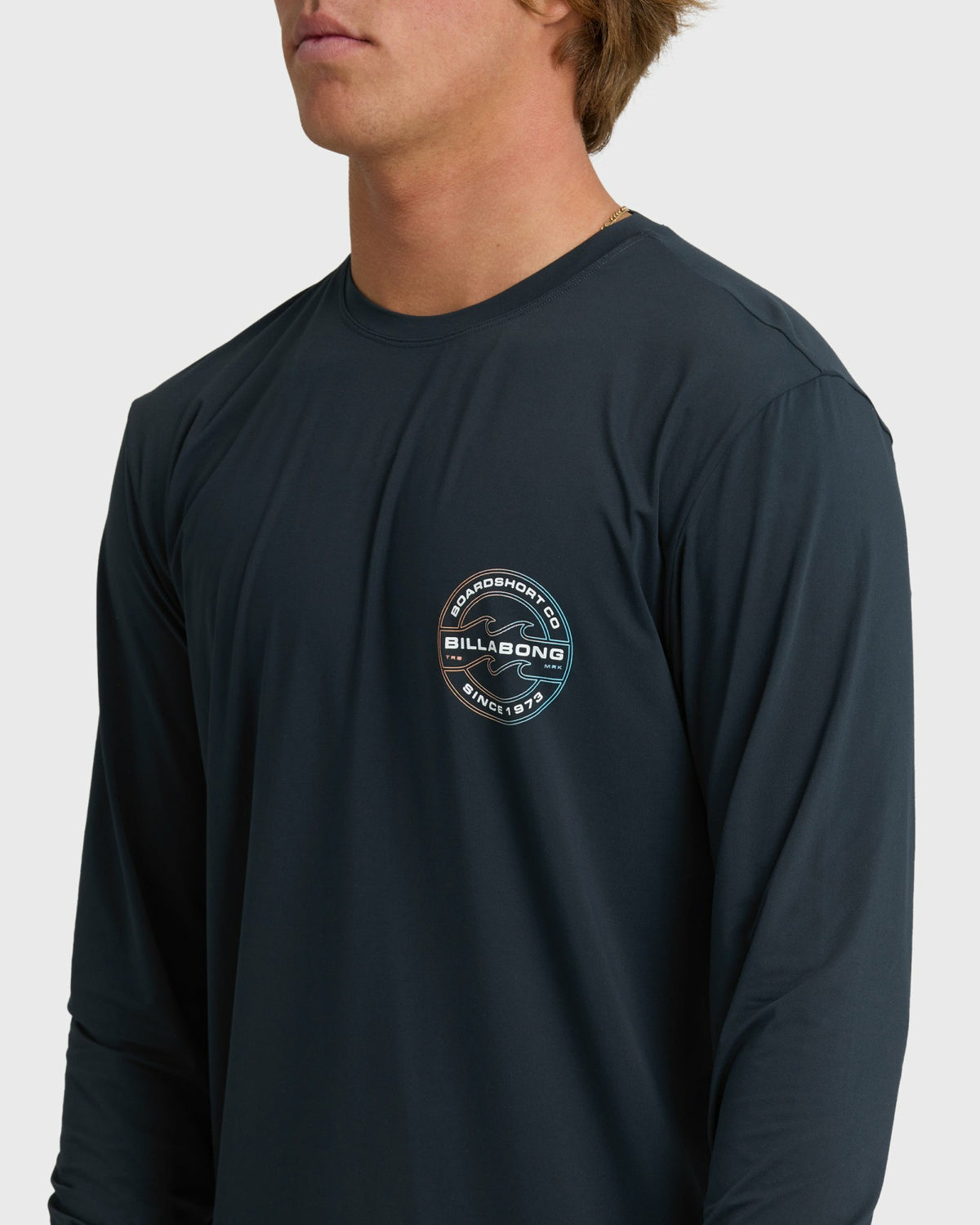 Billabong Men's Hollow Loose Fit Long Sleeve Surf Tee - Navy