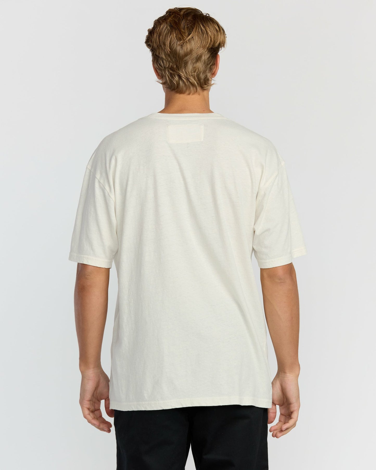 Billabong Men's The Label Garage Regular Short Sleeve T-Shirt - Off White
