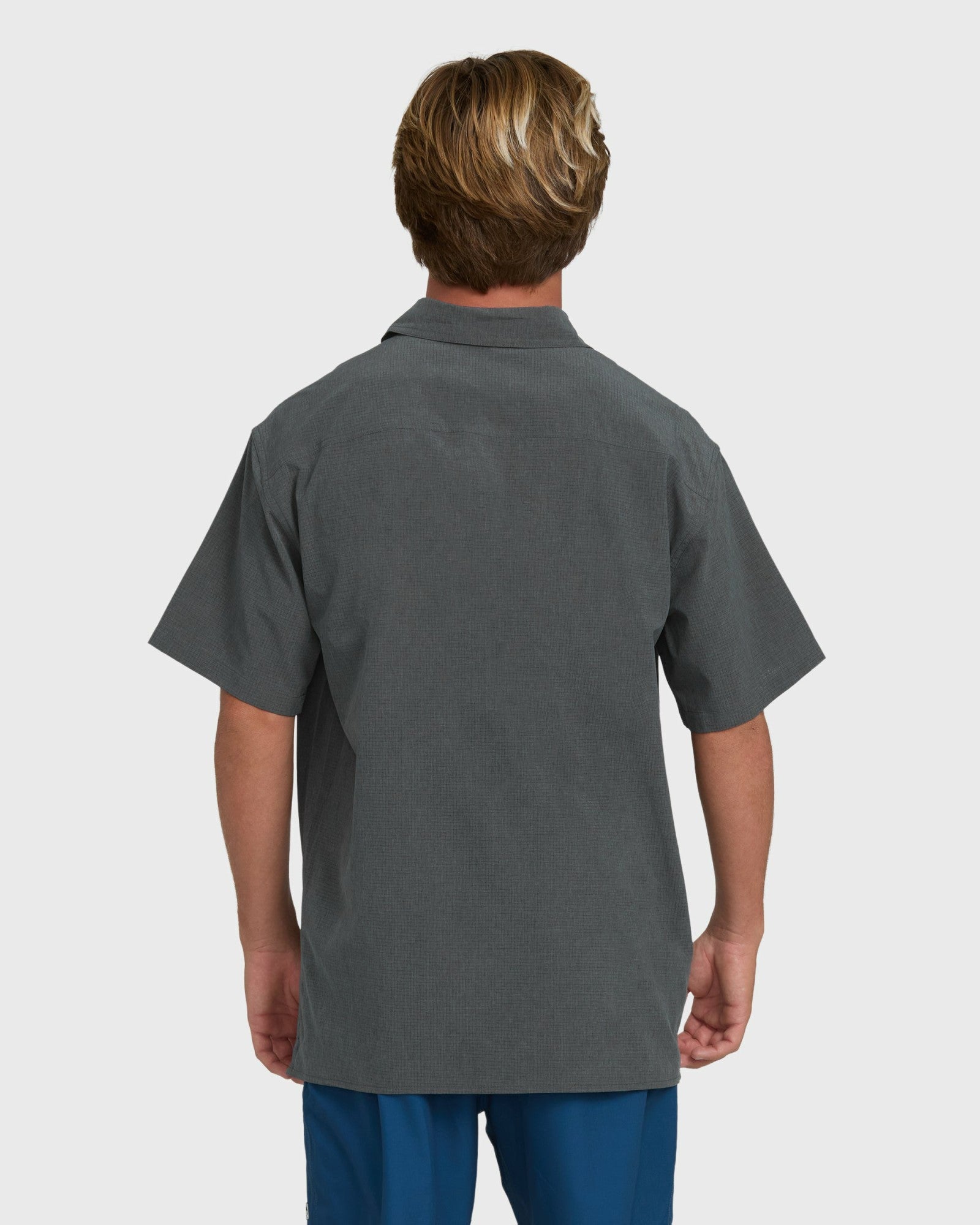 Billabong Men's A\/Div Surftrek Perforated Short Sleeve Woven Shirt - Carbon