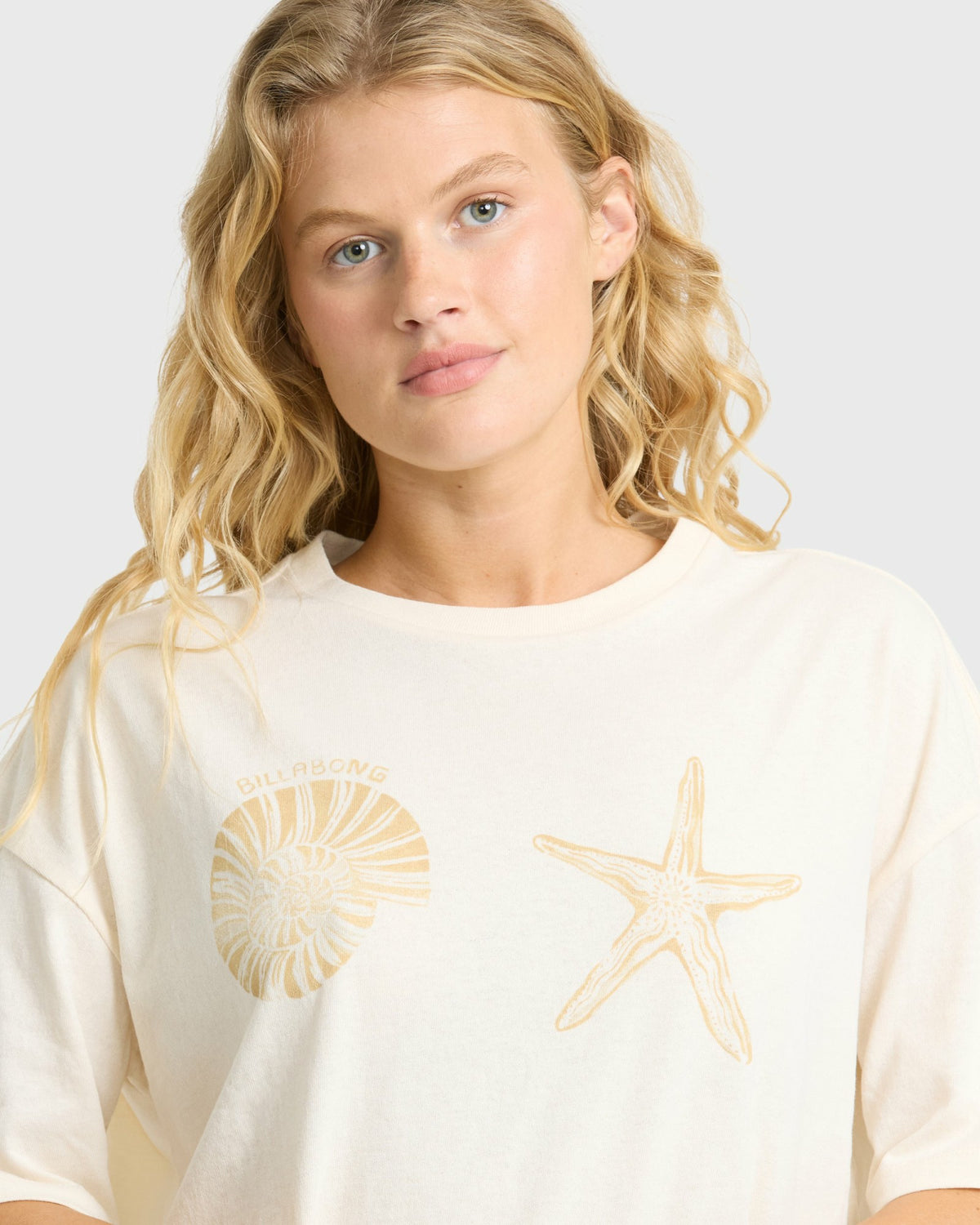 Billabong Women's In Front Of Me Short Sleeve Knit T-Shirt - White Cap