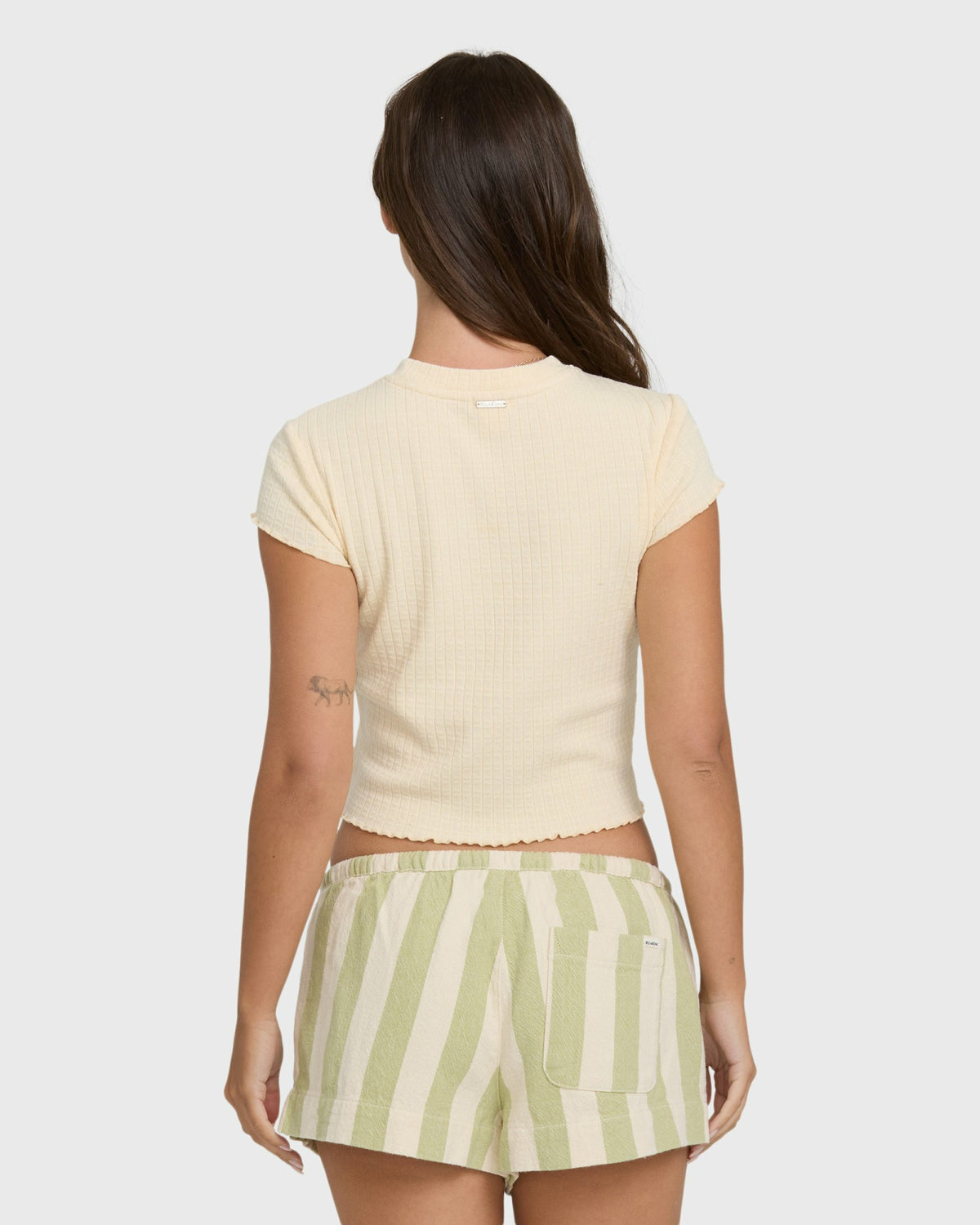Billabong Women's Shelly Short Sleeve Knit T-Shirt - Dove