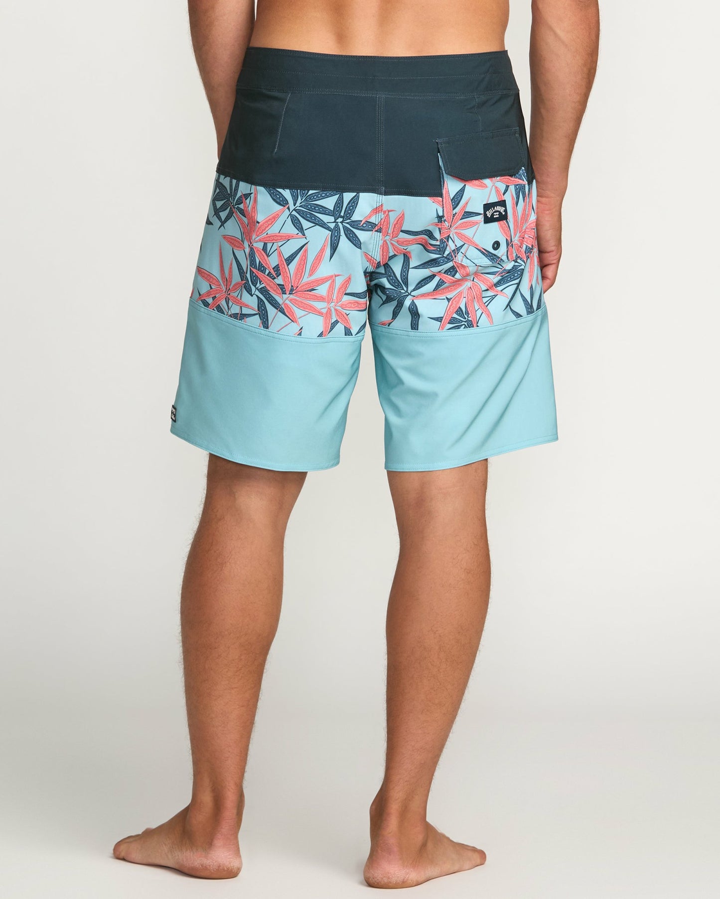 Billabong Men's Tribong Pro 19\" Boardshorts - Carolina Blue