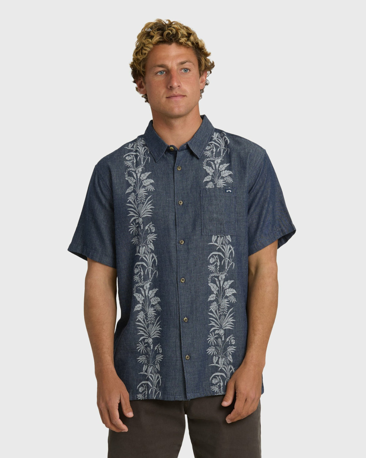 Billabong Men's Cordoba Short Sleeve Shirt - Navy