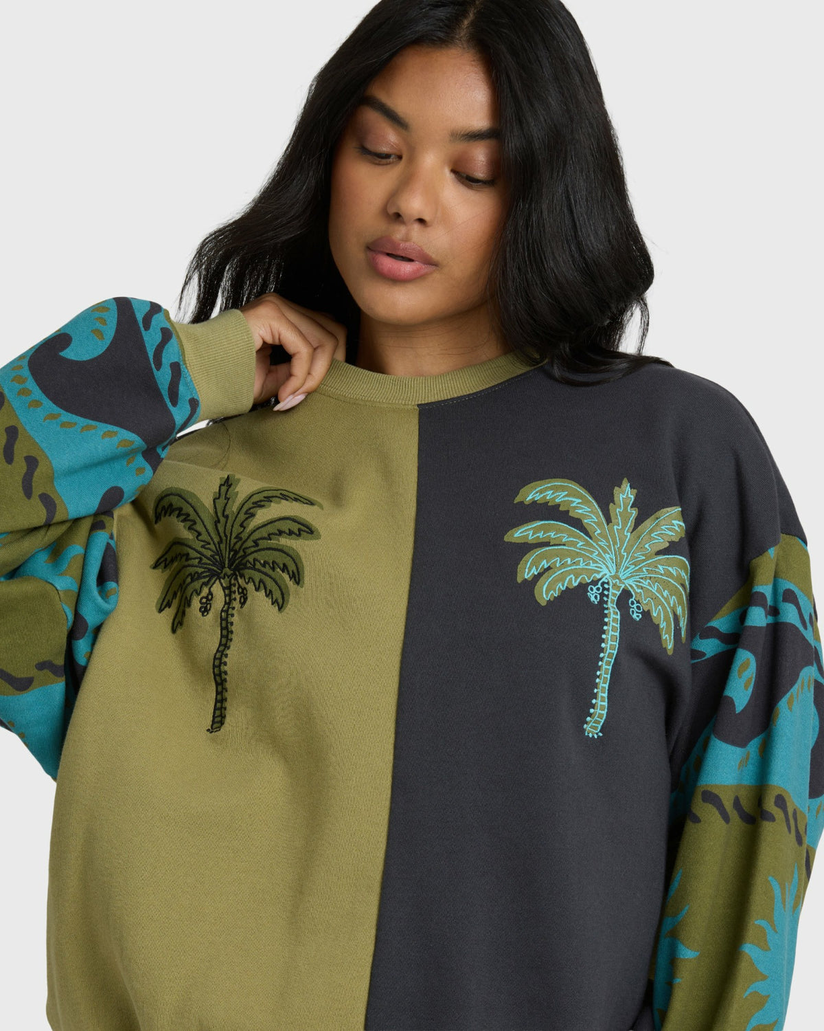Billabong Women's Split Palm Kendal Crewneck Sweatshirt - Cedar