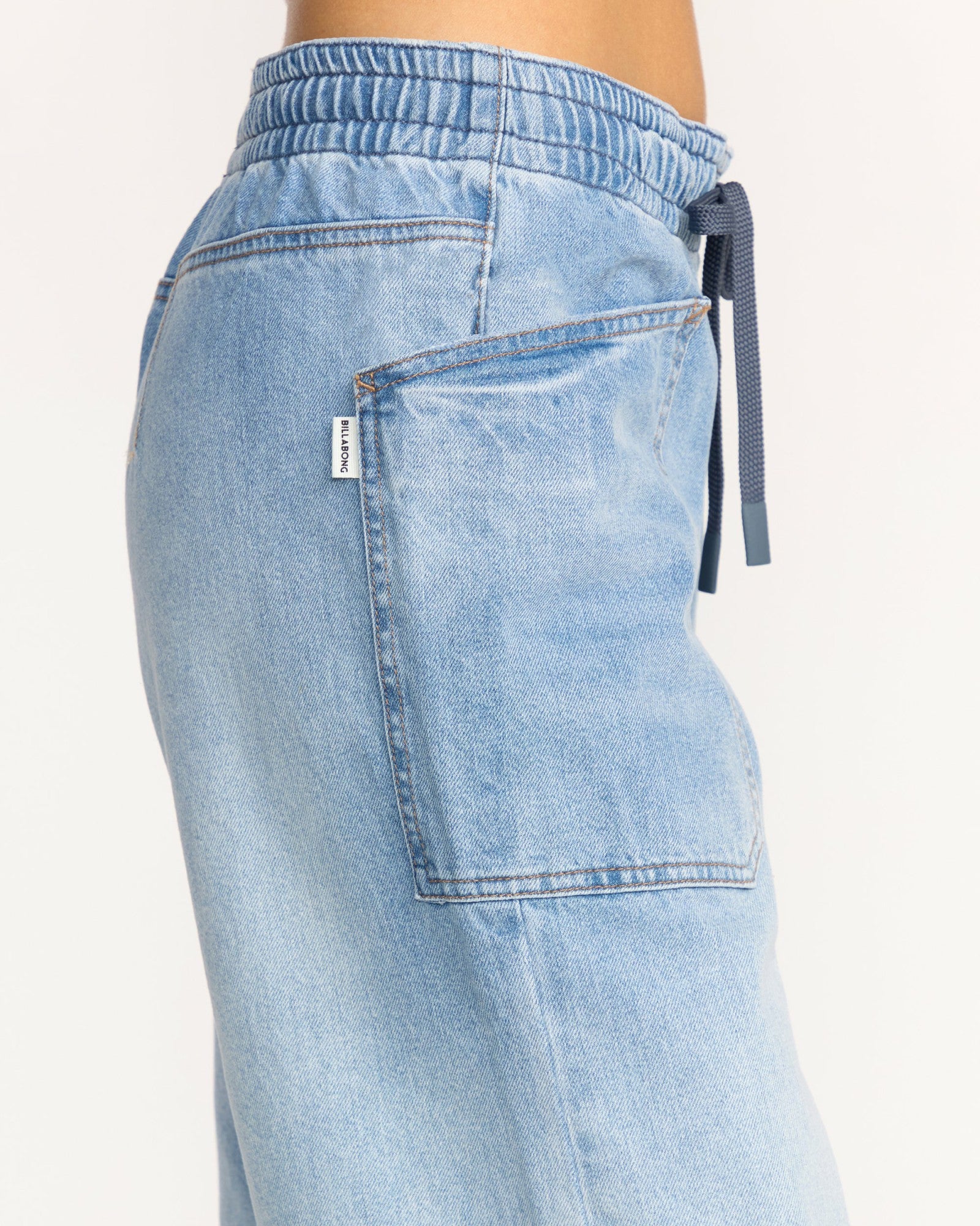 Billabong Women's Zonte Elastic Waist Jeans - Shaded Wash