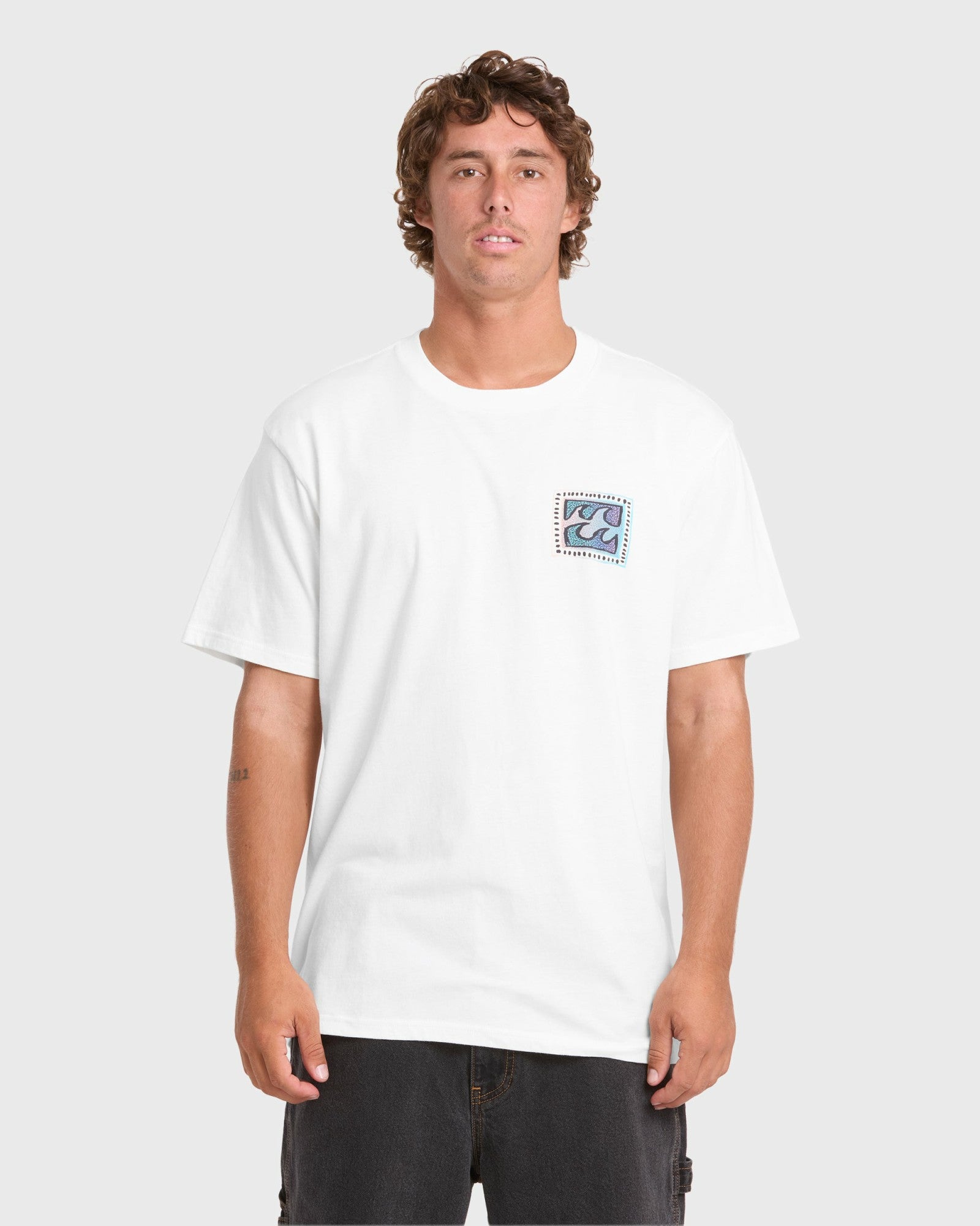 Billabong Men's Crayon Wave Premium Short Sleeve Knit T-Shirt - Off White