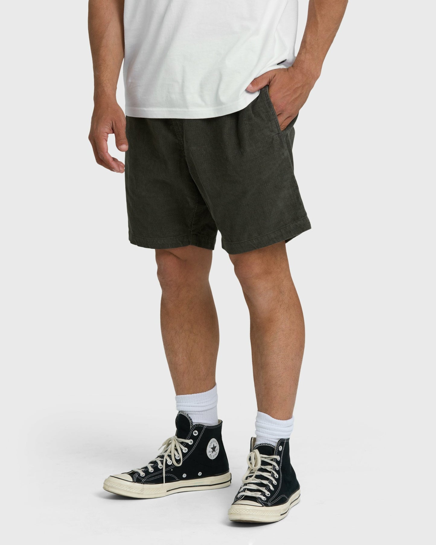 Billabong Men's Larry Layback 19\" Cord Shorts - Dark Gray