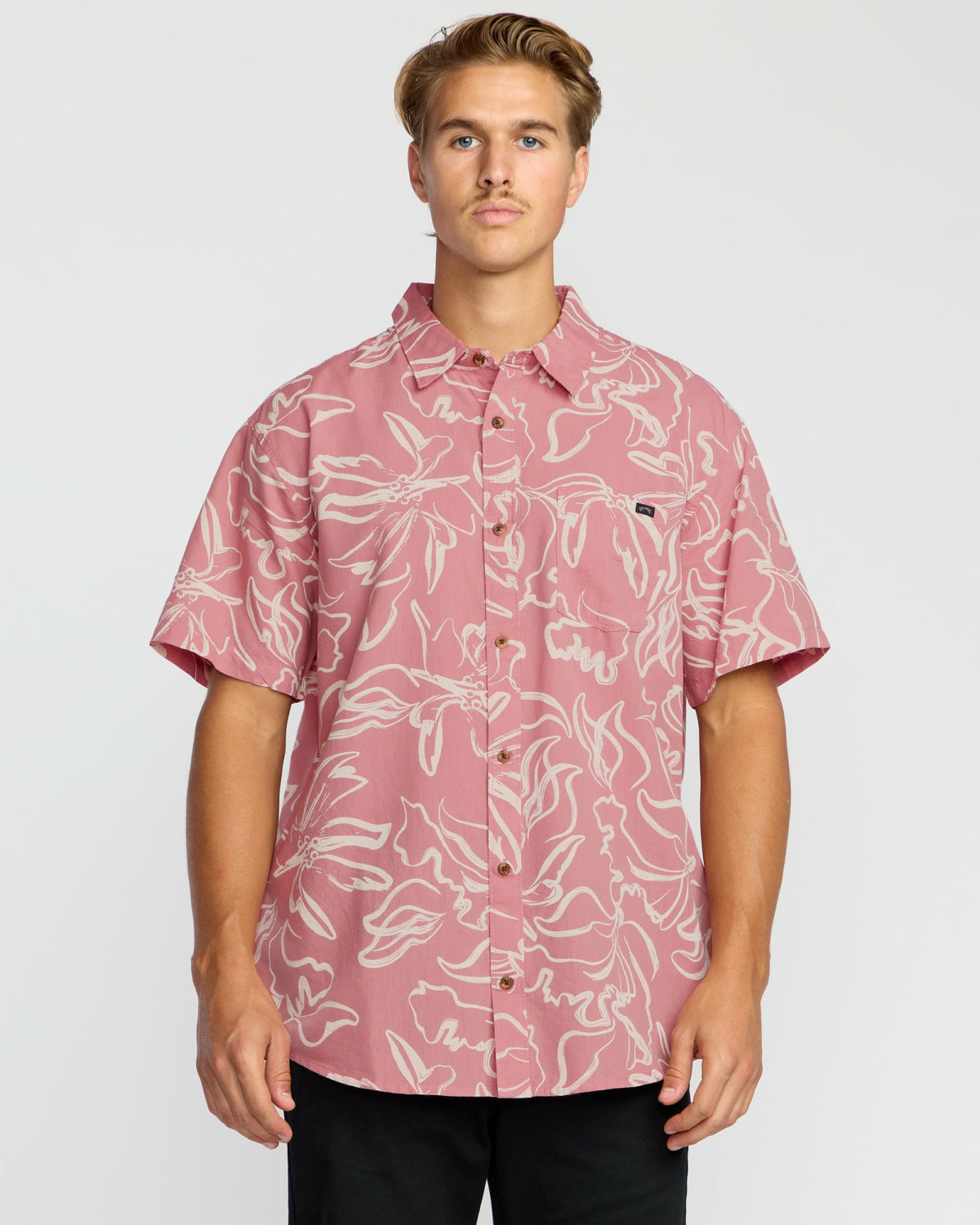 Billabong Men's Sundays Short Sleeve Shirt - Faded Rose