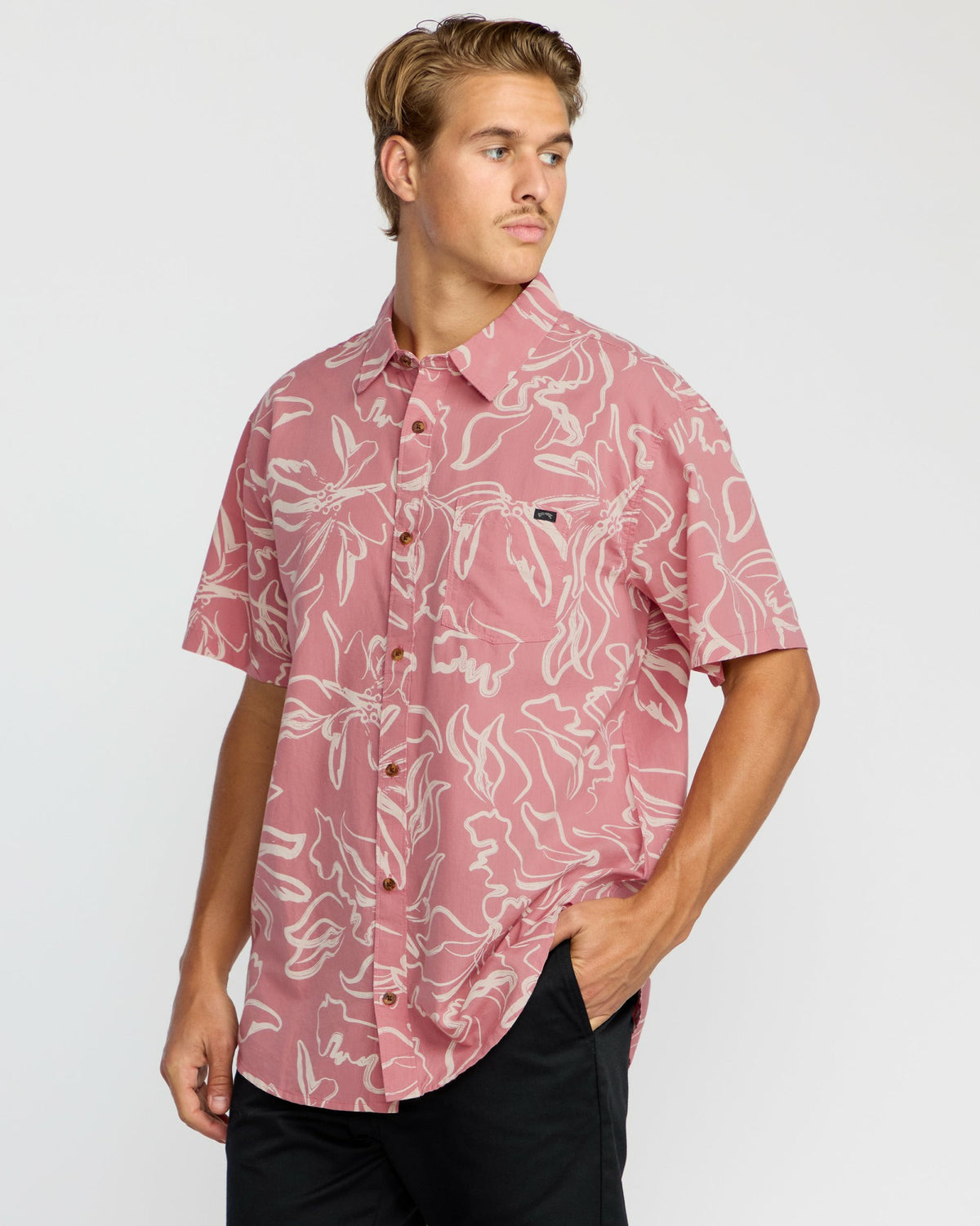 Billabong Men's Sundays Short Sleeve Shirt - Faded Rose