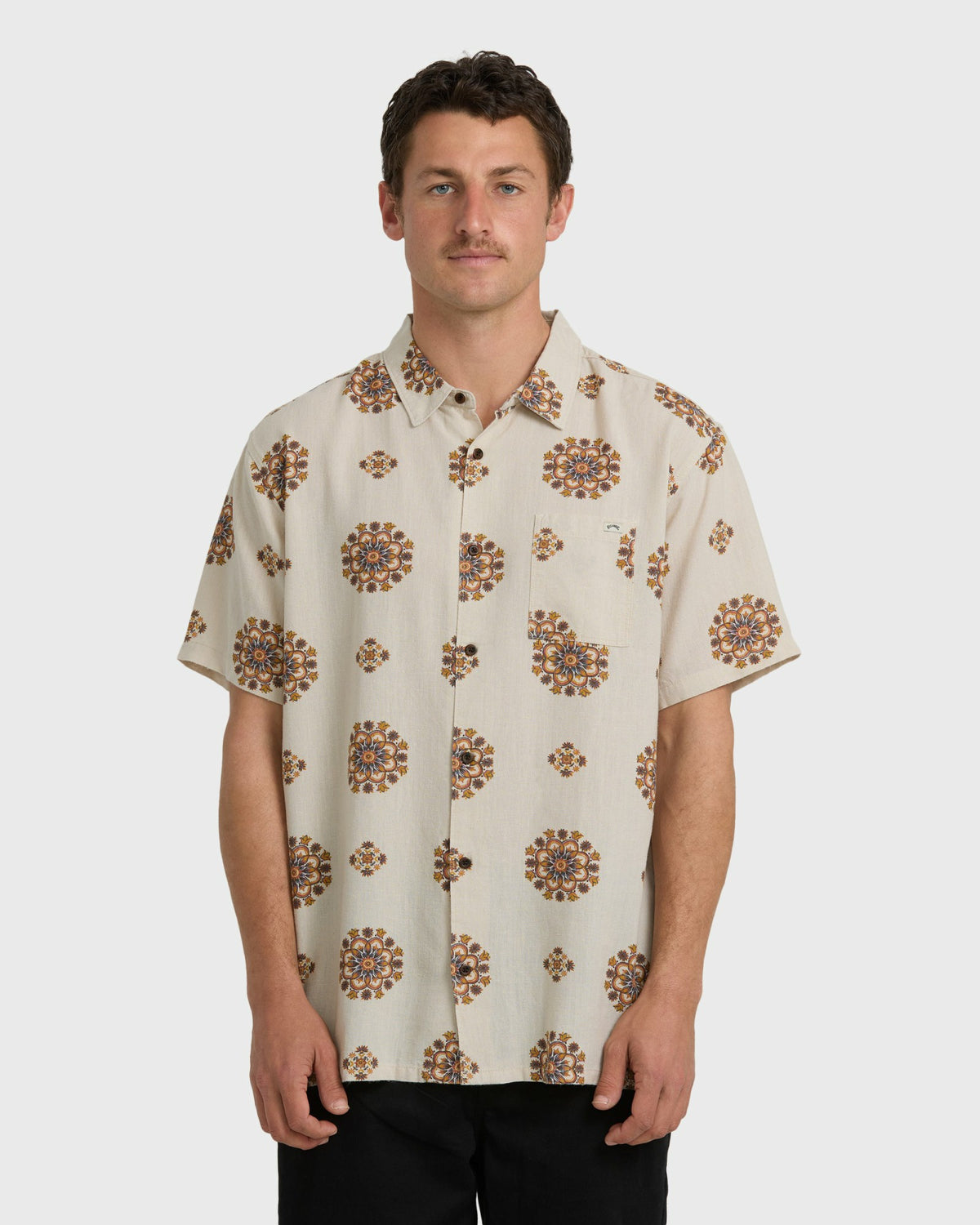 Billabong Men's Cordoba Short Sleeve Shirt - Cream