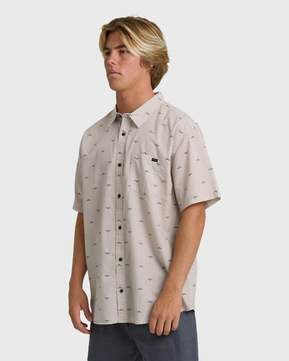 Billabong Men's Sundays Mini Short Sleeve Woven Shirt - Ash Rose