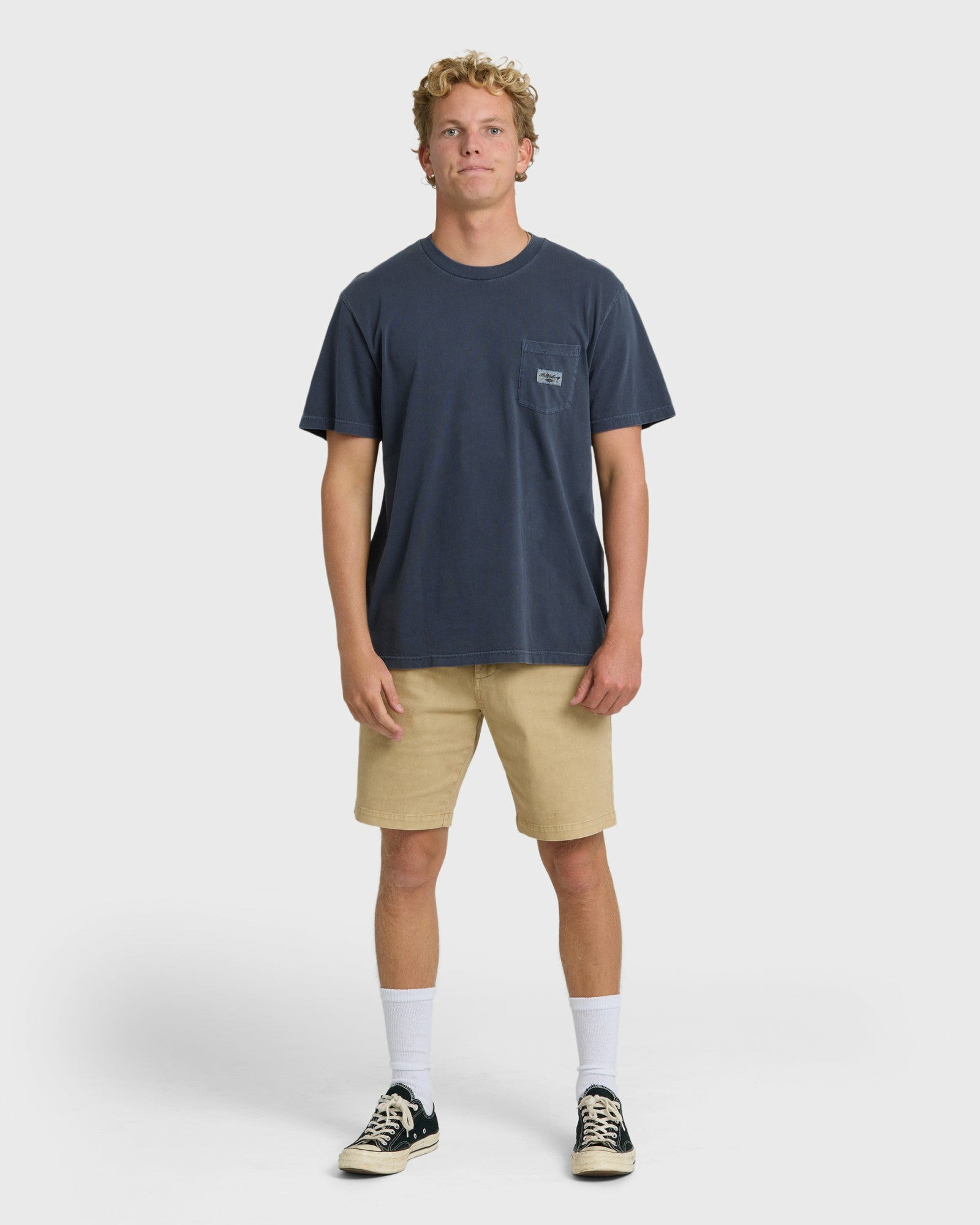 Billabong Men's Essential Pocket Wave Washed Premium Short Sleeve T-Shirt - Graystone