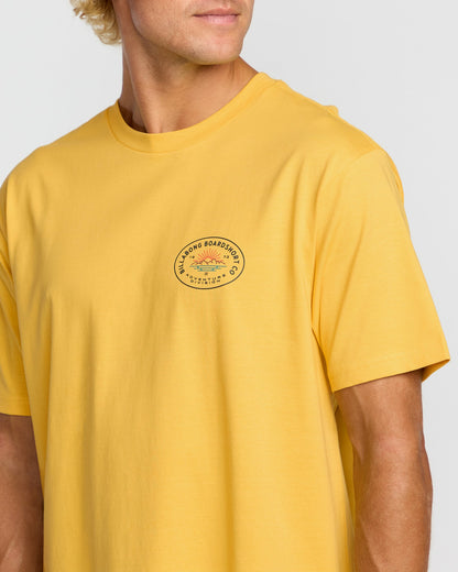Billabong Men's Sierras A\/Div Short Sleeve T-Shirt - Dust Yellow