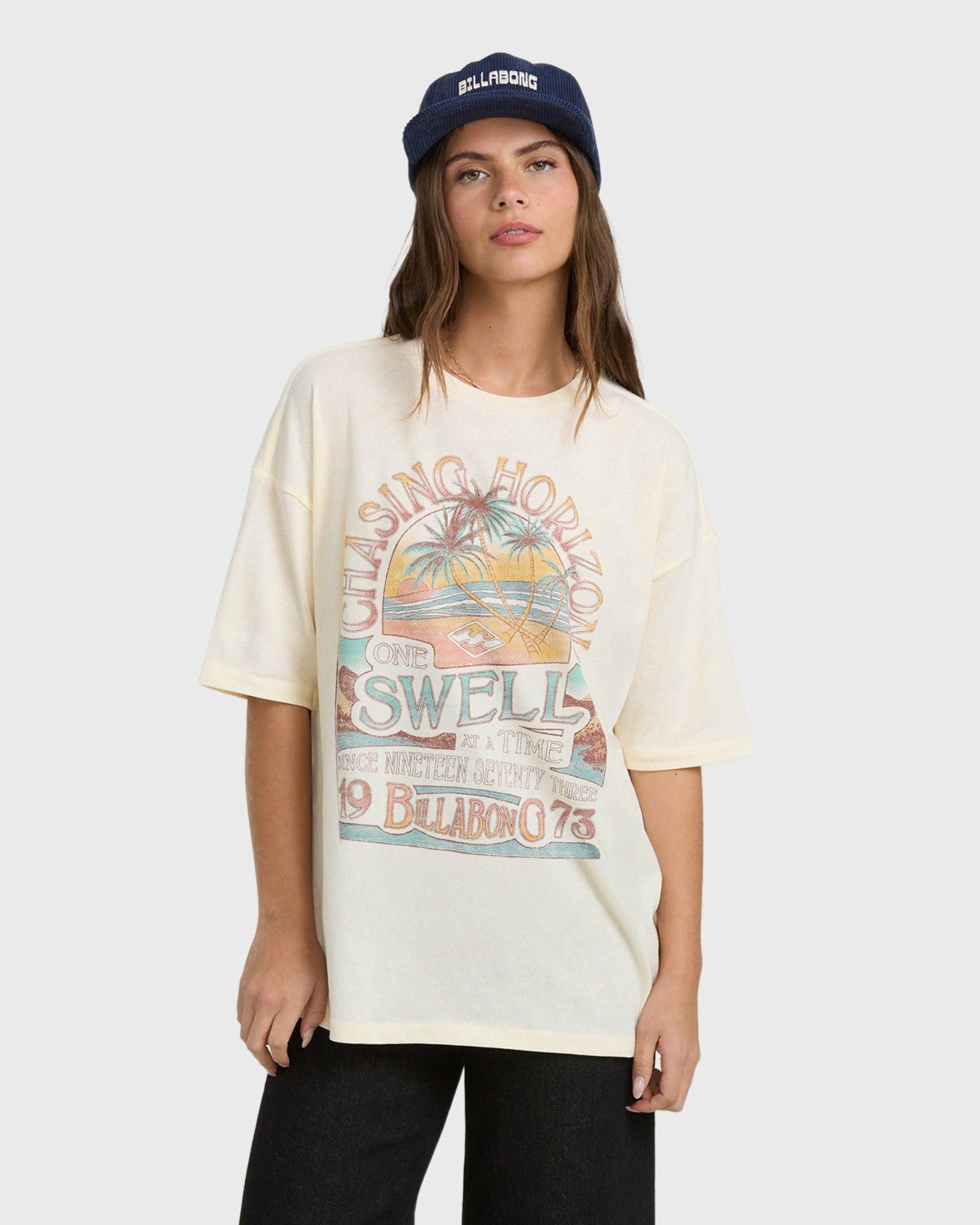 Billabong Women's The Sun Rises Short Sleeve T-Shirt - Whitecap
