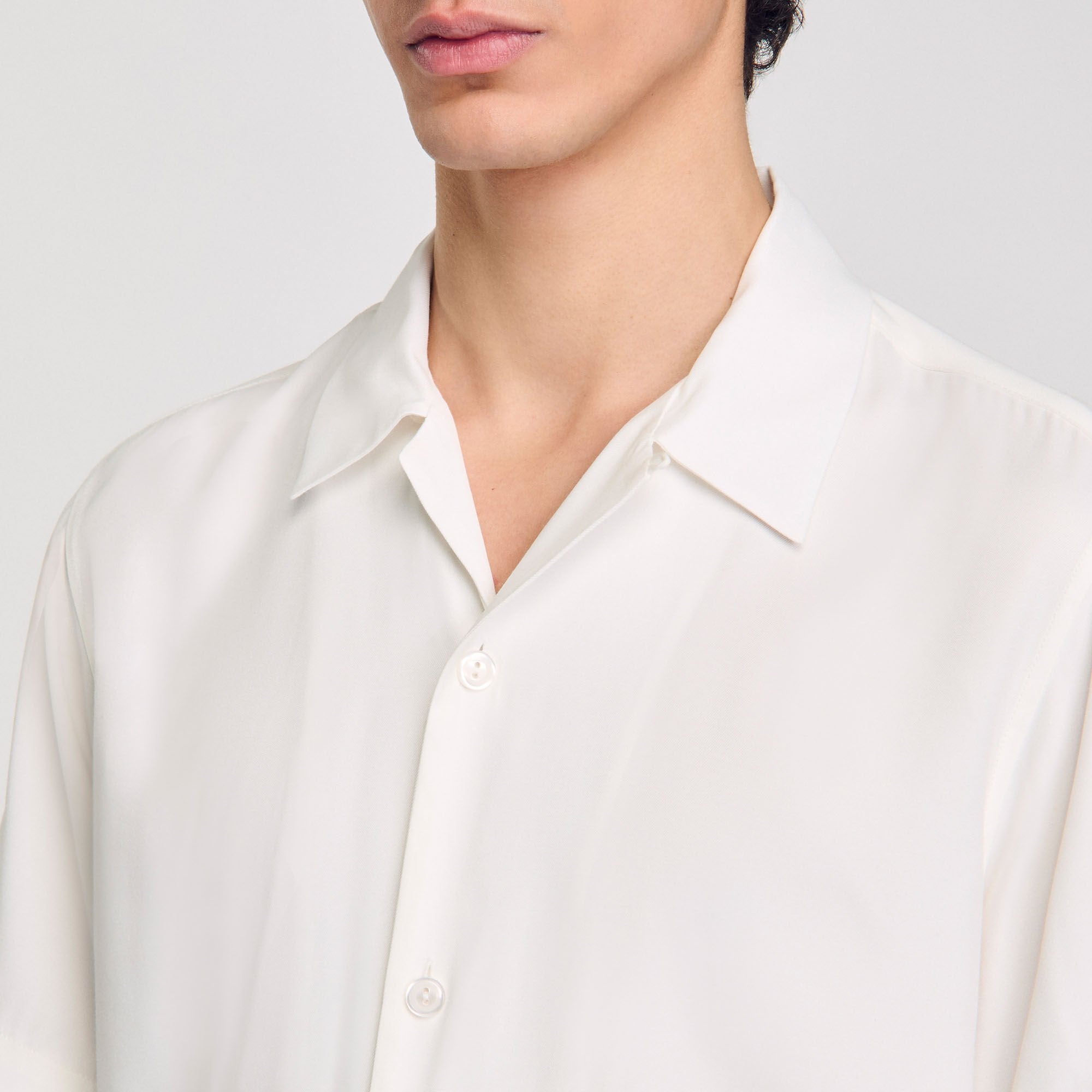 Sandro Men Shark collar shirt